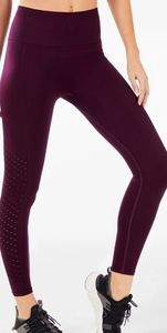 FABLETICS Sync High-Waisted Perforated 7/8 size S